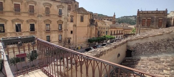 4 rooms House in Modica, Italy No. 179126 19