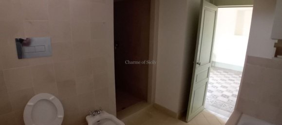 4 rooms House in Modica, Italy No. 179126 13