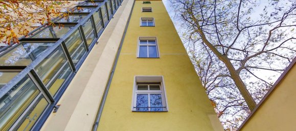 Apartamento de 3 dormitorios en Mitte, Germany No. 330762 2