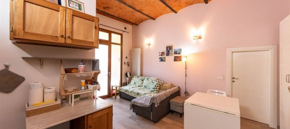 2 Schlafzimmer Wohnung in Pistoia, Italy, Nr. 365087 6