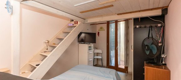2 Schlafzimmer Wohnung in Pistoia, Italy, Nr. 365087 16