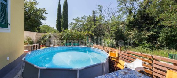 3 Schlafzimmer Villa in Genoa, Italy, Nr. 352418 6