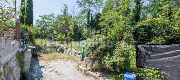 3 Schlafzimmer Villa in Genoa, Italy, Nr. 352418 3