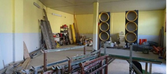 7-Zimmer Wohnung in Mede, Italy, Nr. 315017 9