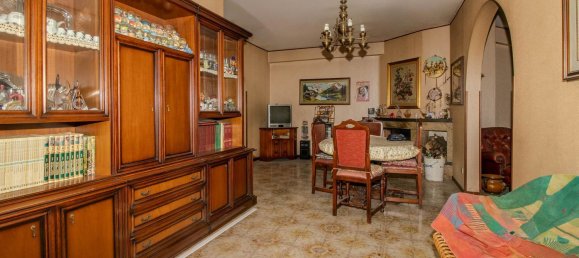 5 rooms Apartment in Nazzano, Italy No. 198213 10