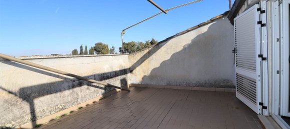 5 rooms Apartment in Nazzano, Italy No. 198213 12