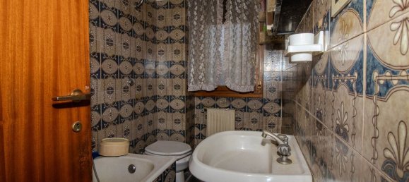 5 rooms Apartment in Nazzano, Italy No. 198213 5