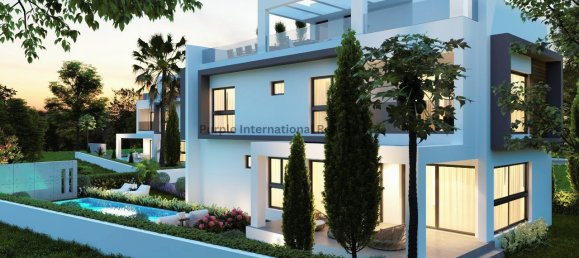 Вилла с 4 спальнями в Паралимни, Кипр № 1051 2