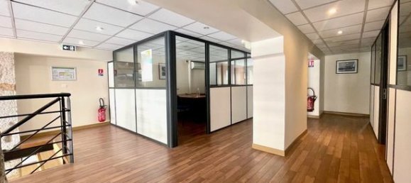 Gewerbliche Immobilie in Grenoble, France 175m², Nr. 286726 3