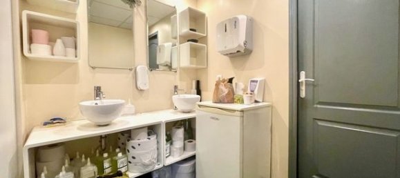 Gewerbliche Immobilie in Grenoble, France 175m², Nr. 286726 14