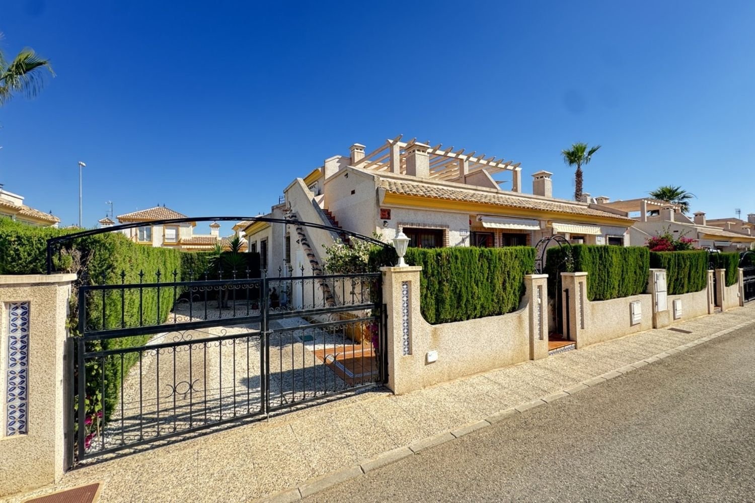 2 bedrooms House in Alicante, Spain No. 148247