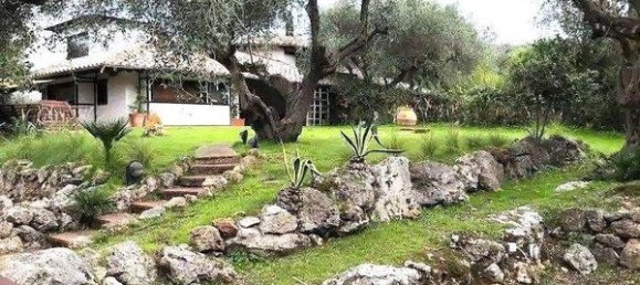 8 rooms Apartment in Orbetello, Italy No. 217163 12