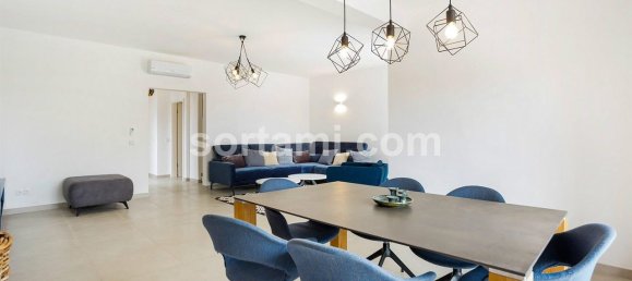 4 bedrooms House in Quarteira, Portugal No. 156955 9