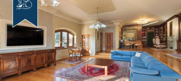 5 bedrooms Villa in Leno, Italy No. 354920 23