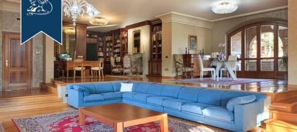 5 bedrooms Villa in Leno, Italy No. 354920 16