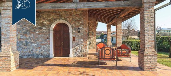 5 bedrooms Villa in Leno, Italy No. 354920 13