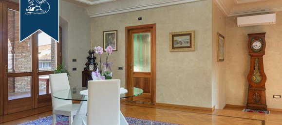 5 bedrooms Villa in Leno, Italy No. 354920 26