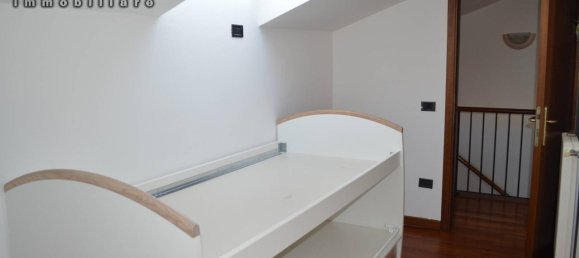 5 rooms Duplex in Trevignano, Italy No. 139207 7