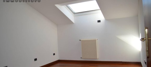 5 rooms Duplex in Trevignano, Italy No. 139207 9