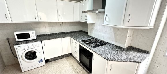 Apartamento de 4 dormitorios en Cádiz, Spain No. 157681 7