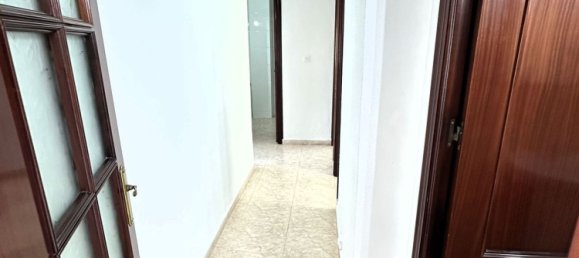 Apartamento de 4 dormitorios en Cádiz, Spain No. 157681 11