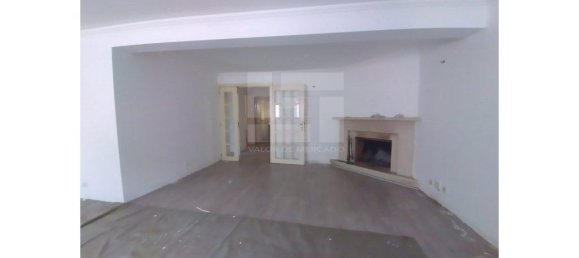 5 bedrooms House in Rio de Mouro, Portugal No. 165918 24