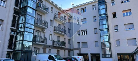 2غرفة شقة في Limbiate, Italy رقم 183822 33