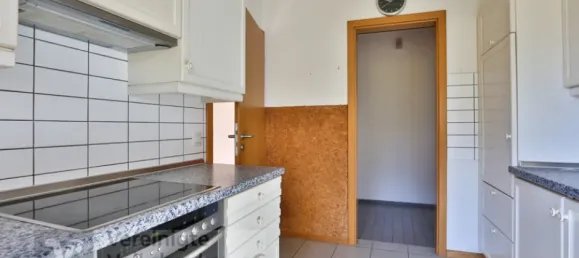 7-salle Maison à Reutlingen, Germany No. 20007 23