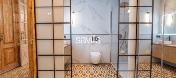 Apartamento de 3 dormitorios en Eixample, Spain No. 182352 4