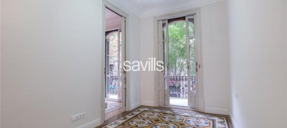 Apartamento de 3 dormitorios en Eixample, Spain No. 182352 47