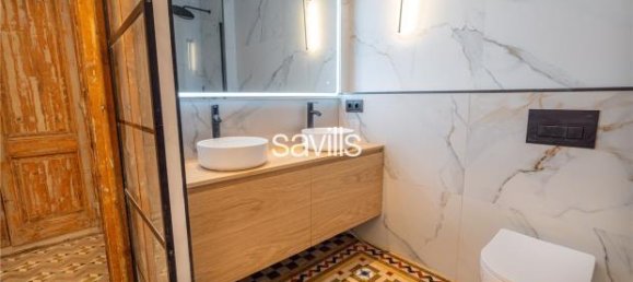 Apartamento de 3 dormitorios en Eixample, Spain No. 182352 3