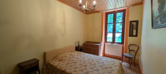 2 bedrooms House in Charente-Maritime, France No. 357401 5