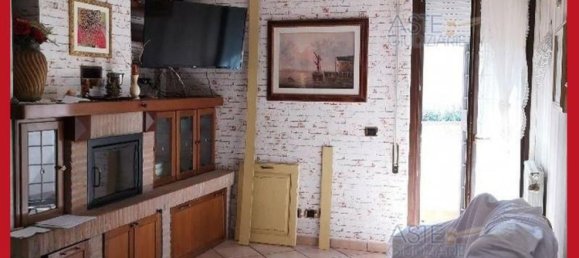 5 bedrooms Apartment in Rome, Italy No. 334113 30