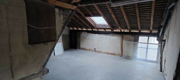 2 chambres Maison à Château-Renault, France No. 216893 4