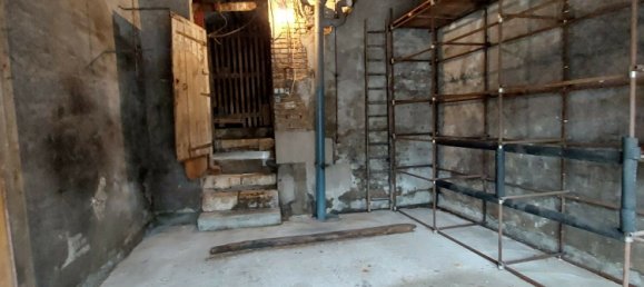 2 chambres Maison à Château-Renault, France No. 216893 7