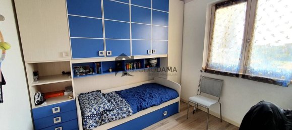 Villa de 2 dormitorios en Padenghe sul Garda, Italy No. 60555 9