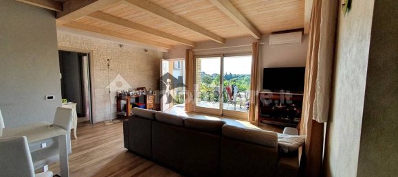 Villa de 2 dormitorios en Padenghe sul Garda, Italy No. 60555 14