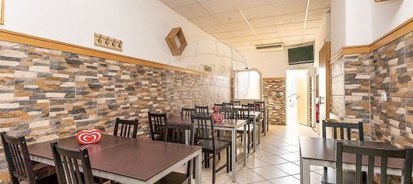 87m² Commercial property in Odivelas, Portugal No. 70708 2