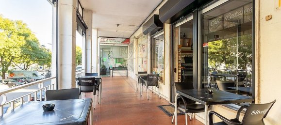 87m² Commercial property in Odivelas, Portugal No. 70708 13