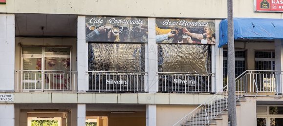 87m² Commercial property in Odivelas, Portugal No. 70708 17