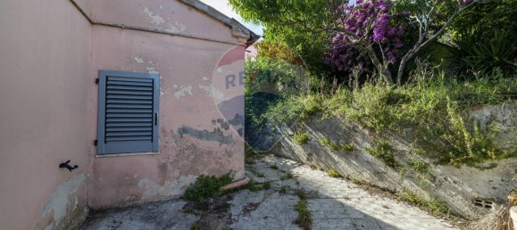 7-Zimmer Haus in Filottrano, Italy, Nr. 6553 13