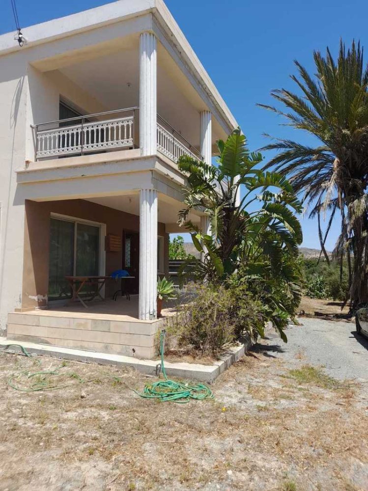 3 Schlafzimmer Haus in Tochni, Cyprus, Nr. 7346