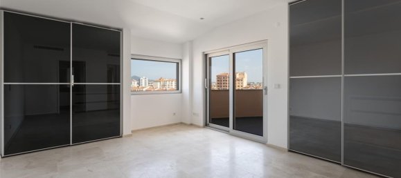 5 bedrooms Penthouse in Cascais, Portugal No. 118760 20