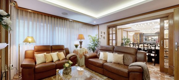 4 bedrooms Villa in Catarroja, Spain No. 14999 2