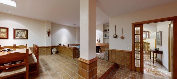 4 bedrooms Villa in Catarroja, Spain No. 14999 12