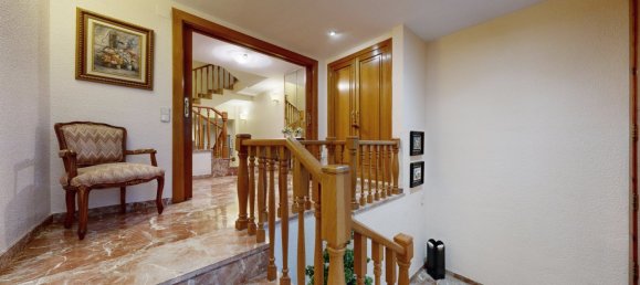4 bedrooms Villa in Catarroja, Spain No. 14999 25