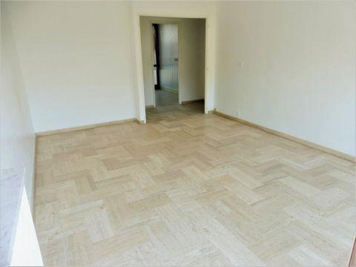 شقة 2 غرف نوم  في Frejus, France رقم 15917