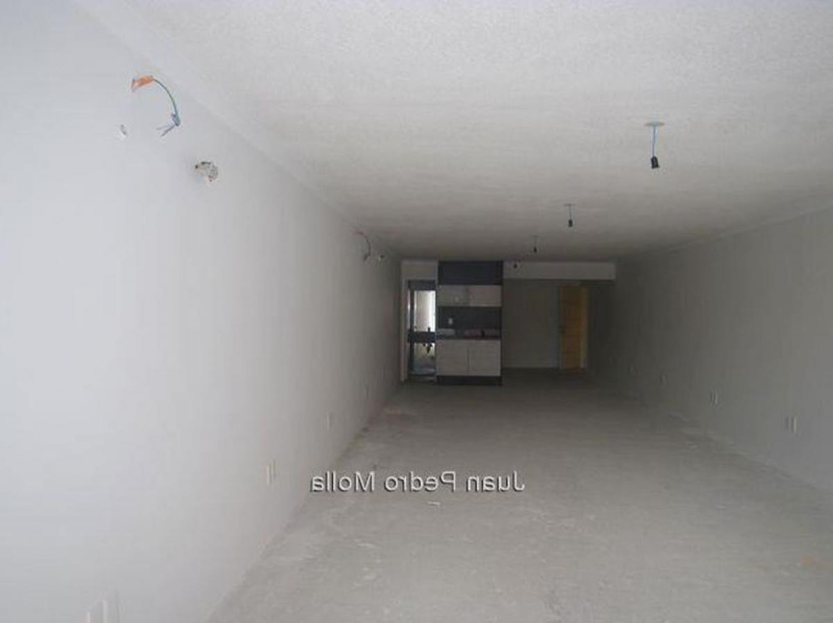 Escritório em Montevideo, Uruguay N.º 13528