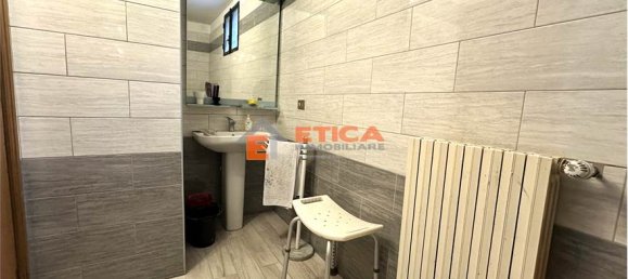 Villa T3 em Liscate, Italy N.º 54717 32