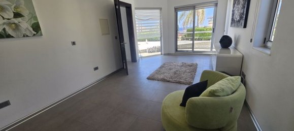 3 bedrooms Villa in Paphos, Cyprus No. 9488 17